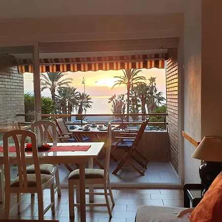 Velilla Sea View Apartment